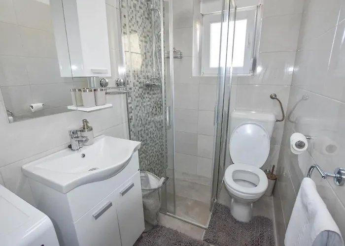 Апартаменты S And E